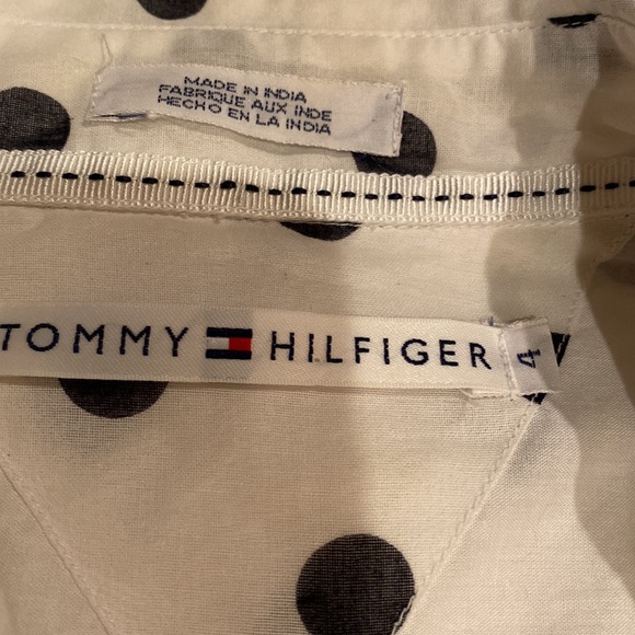 Adorable navy and white polka dot Tommy Hilfiger blouse, 4 - Picture 3 of 12